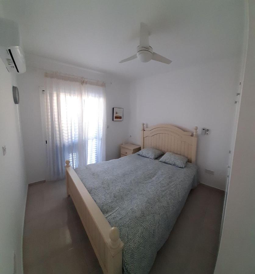 Zom Holiday Apartment Paphos Esterno foto