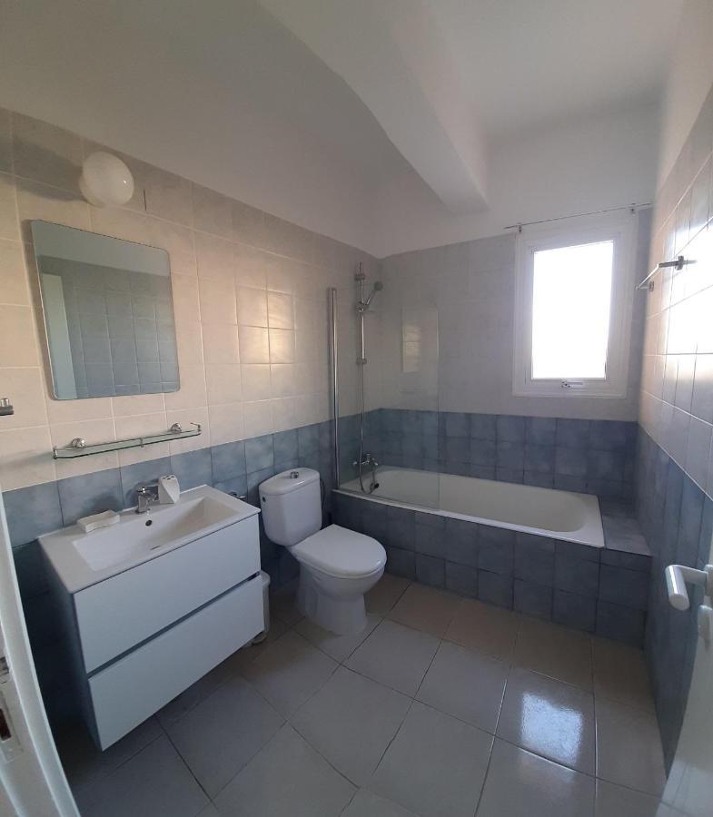 Zom Holiday Apartment Paphos Esterno foto
